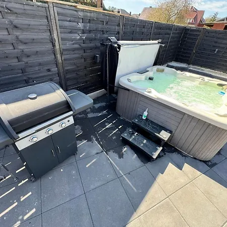 Mit Privat Hottub Und Klima- By Interhome Neuborger