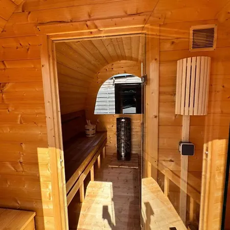 Mit Privat Hottub Und Klima- By Interhome Neuborger